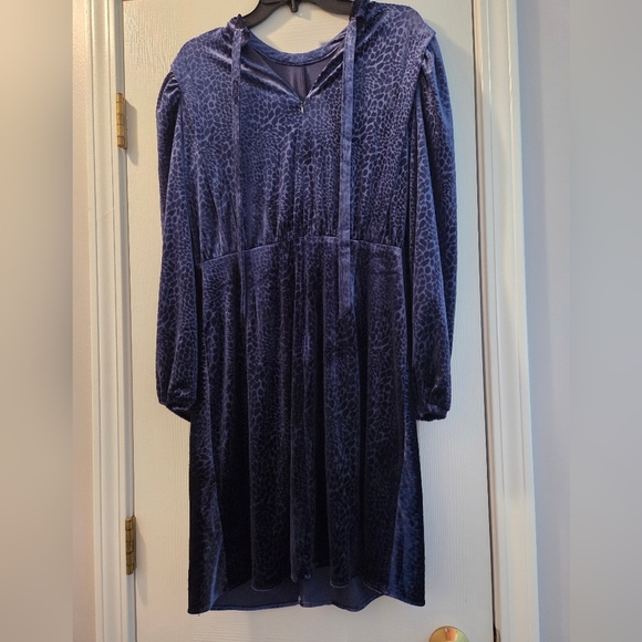 Elegant Blue Leopard Print Dress Size M NWT - Picture 6 of 7